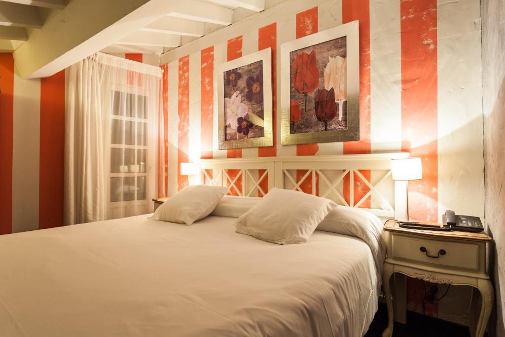 Hotel El Bosque De La Anjana Selores Pokój zdjęcie